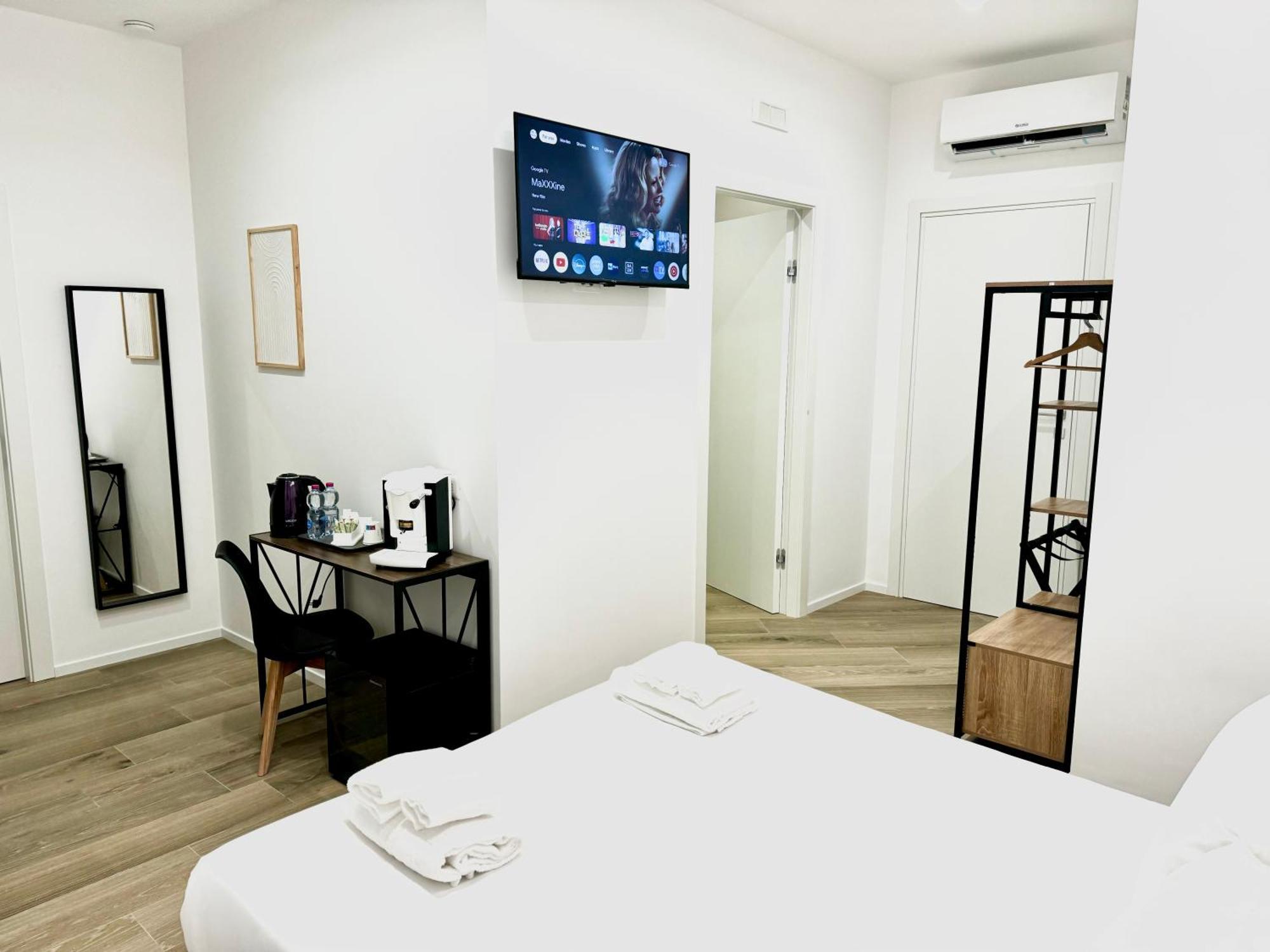 Hotel Dimora Fralu à Bari Extérieur photo