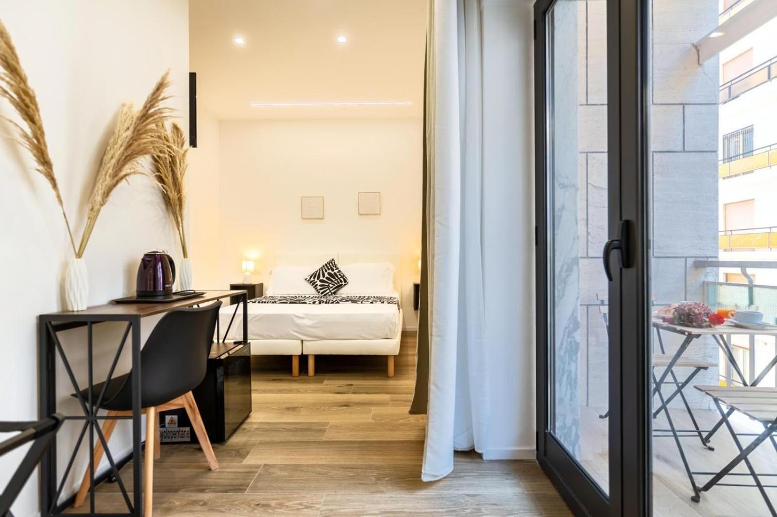 Hotel Dimora Fralu à Bari Extérieur photo