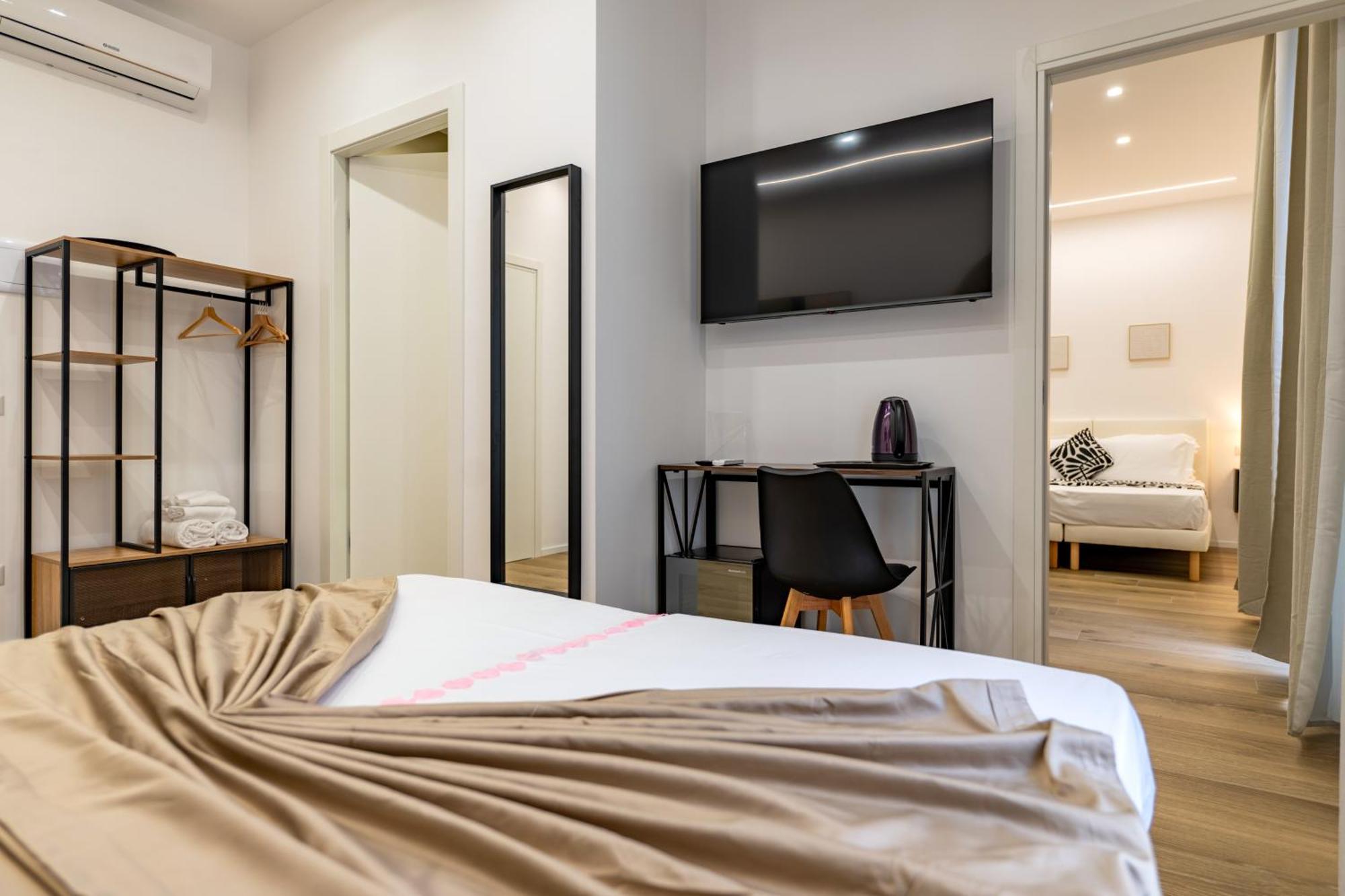 Hotel Dimora Fralu à Bari Extérieur photo