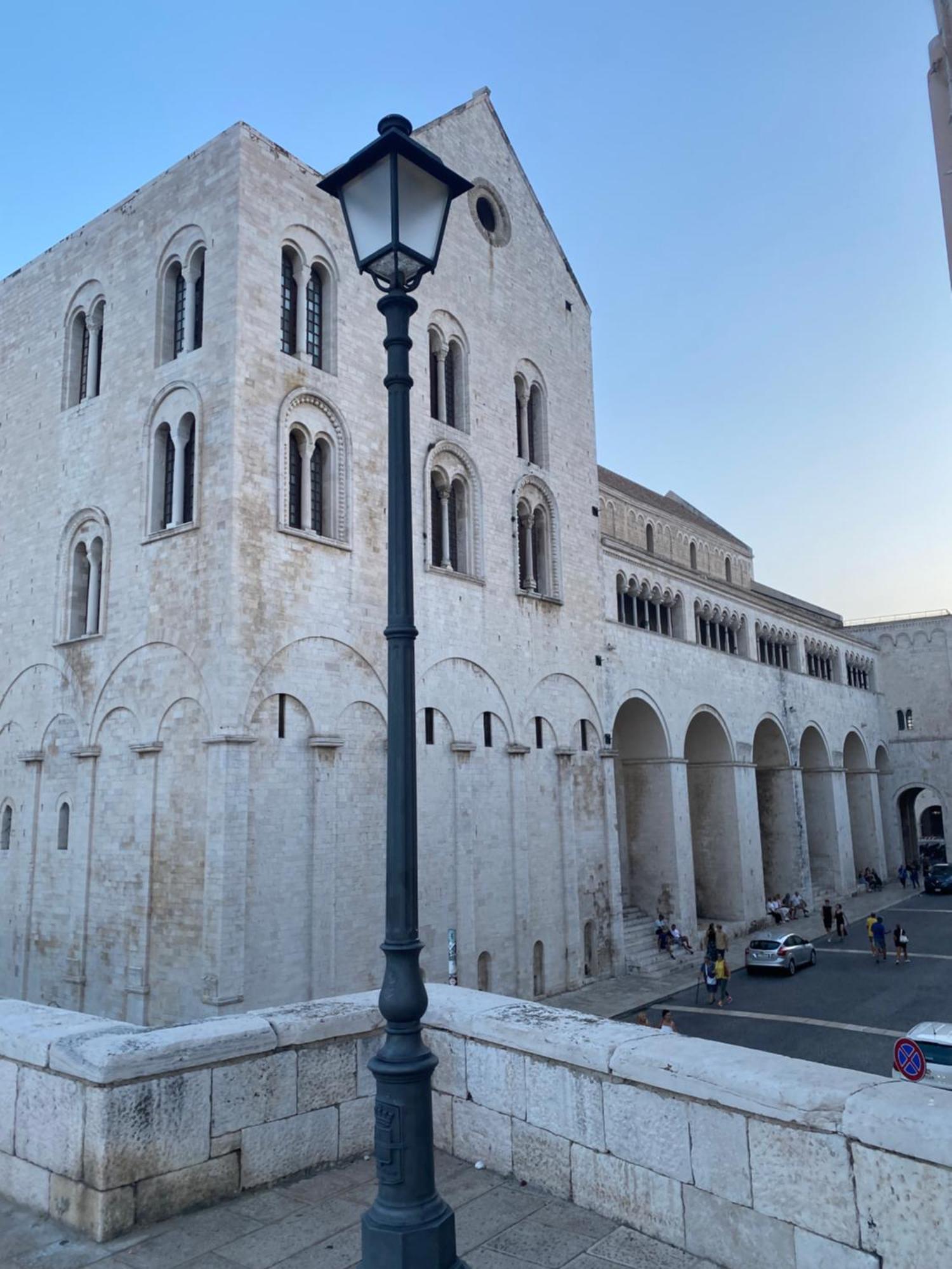 Hotel Dimora Fralu à Bari Extérieur photo